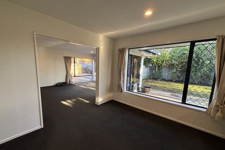 Photo of property in 43 Amyes Road, Hornby, Christchurch, 8042