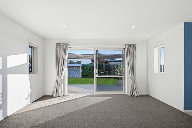 Photo of property in 4 Denton Street, Amberley, 7410