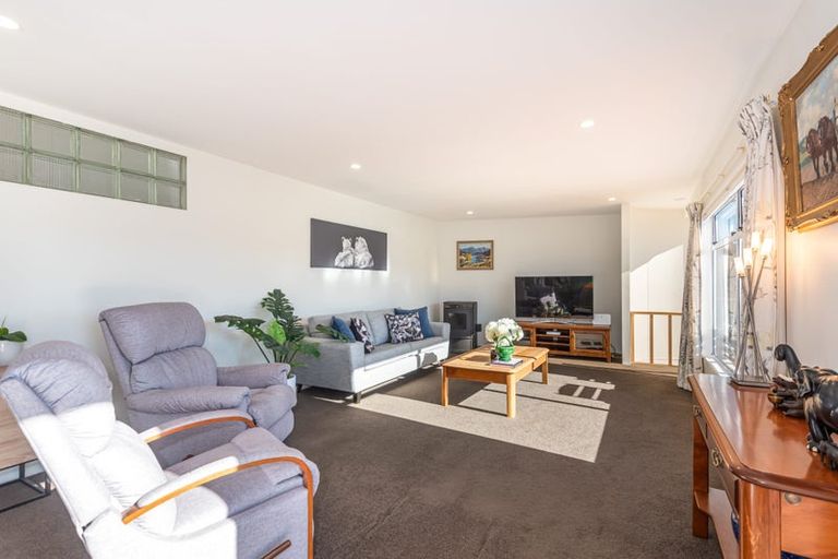 Photo of property in 2/35 Ranui Crescent, Diamond Harbour, Lyttelton, 8971