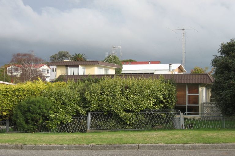Photo of property in 3 Tui Road, Raumati Beach, Paraparaumu, 5032