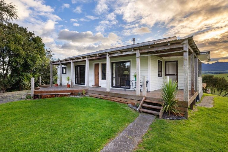 Photo of property in 98a Houchen Road, Raglan, 3295
