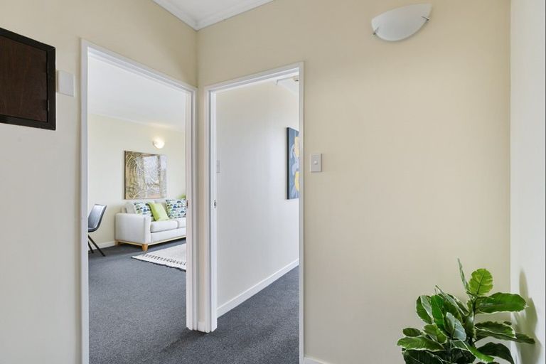 Photo of property in Hobson Court Flats, 66/70u Hobson Street, Thorndon, Wellington, 6011