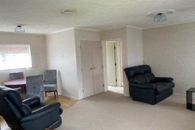 Photo of property in 1/2 Russell Street, Whanganui, 4500