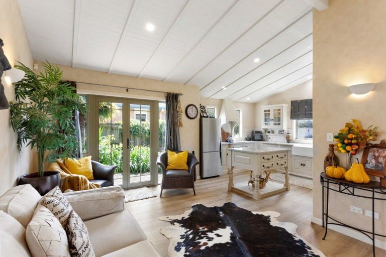 Photo of property in 31 Santa Barbara Drive, Papamoa Beach, Papamoa, 3118