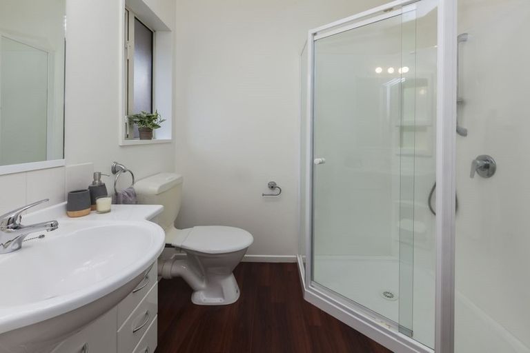 Photo of property in 2 Lewisham Park, St Albans, Christchurch, 8052