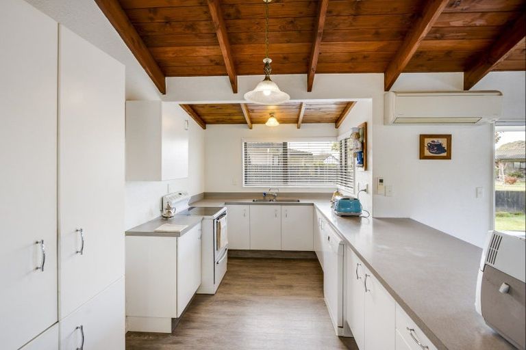 Photo of property in 9 Alley Place, Taradale, Napier, 4112