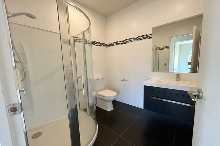 Photo of property in 22 Skipjack Pass, Silverdale, 0932