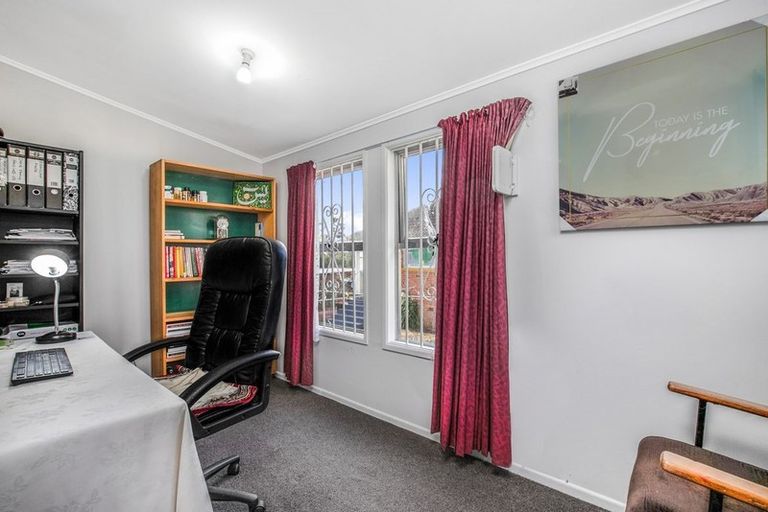 Photo of property in 541 Massey Road, Mangere, Auckland, 2022