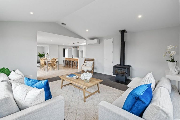 Photo of property in 3 Roles Way, Rolleston, 7615