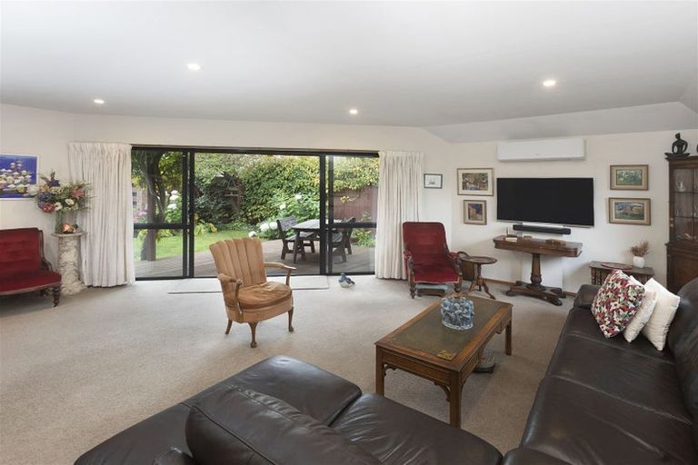 Photo of property in 204 Greers Road, Bryndwr, Christchurch, 8053