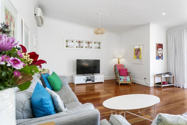 Photo of property in 30 Grosvenor Street, Cambridge, 3434