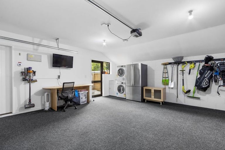 Photo of property in 71 Shirley Road, Shirley, Christchurch, 8013