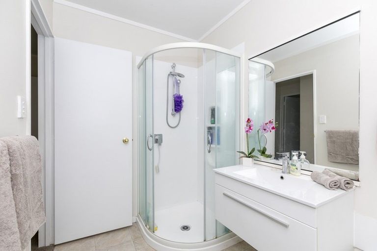 Photo of property in 17 Olwyn Green, Dinsdale, Hamilton, 3204