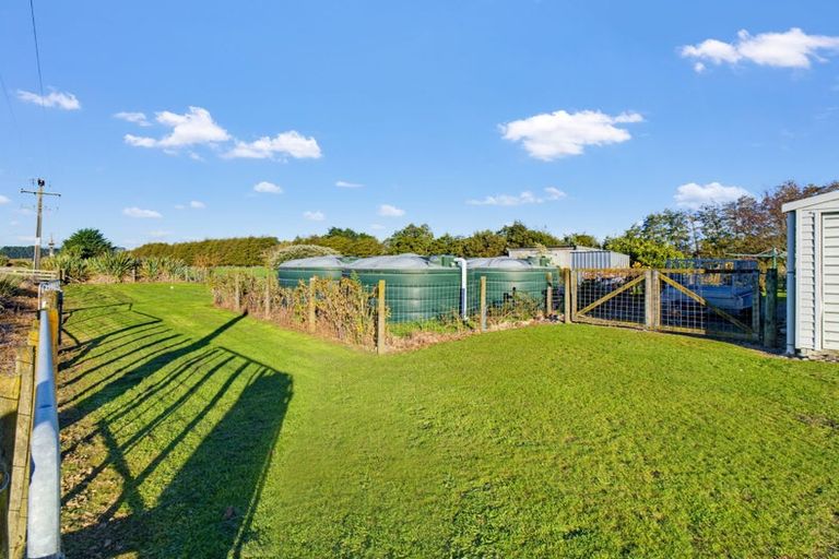 Photo of property in 10 Factory Road, Ballance, Pahiatua, 4983