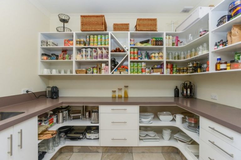 Photo of property in 66 Mantell Street, Tikokino, Waipawa, 4273