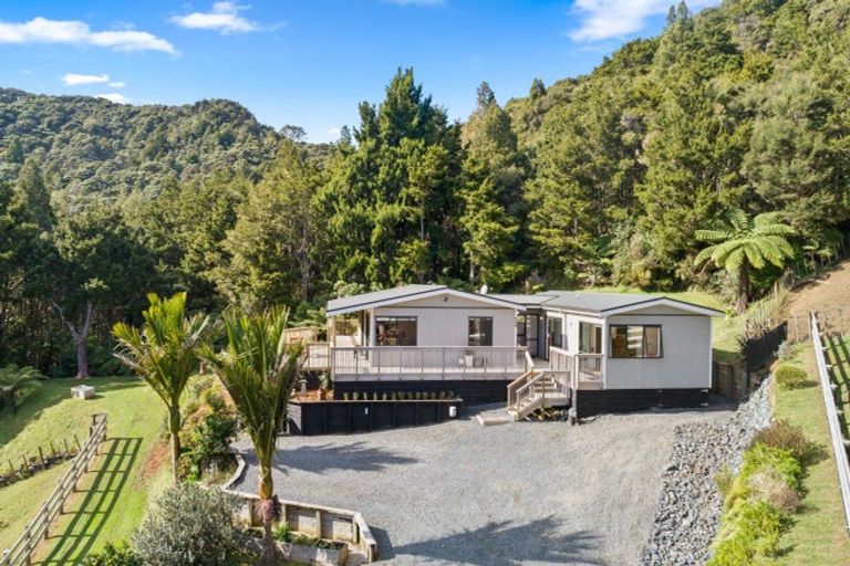 Photo of property in 954 Matakana Valley Road, Whangaripo, Wellsford, 0972