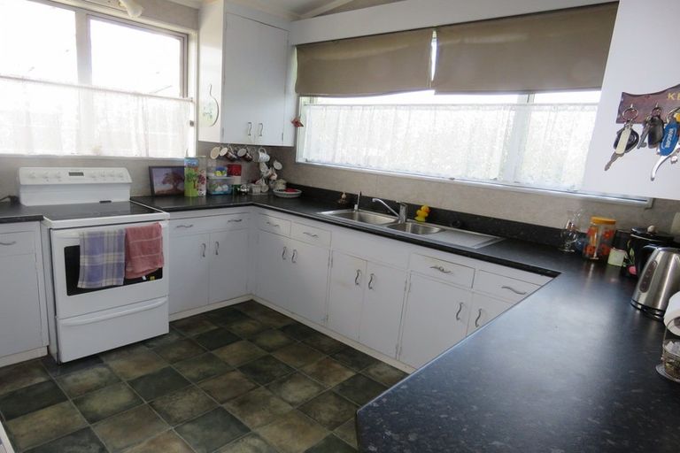 Photo of property in 33 Orowaiti Road, Westport, 7825