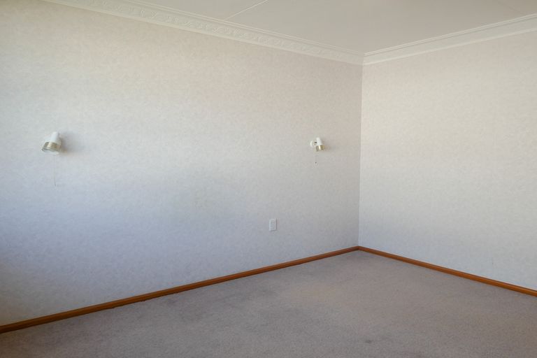 Photo of property in 24 Burraness Street, Palmerston, 9430