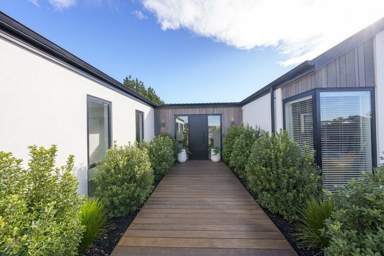 Photo of property in 105 Northmoor Boulevard, Rolleston, 7615