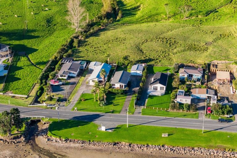 Photo of property in 1921 Whangarei Heads Road, Whangarei Heads, Whangarei, 0174