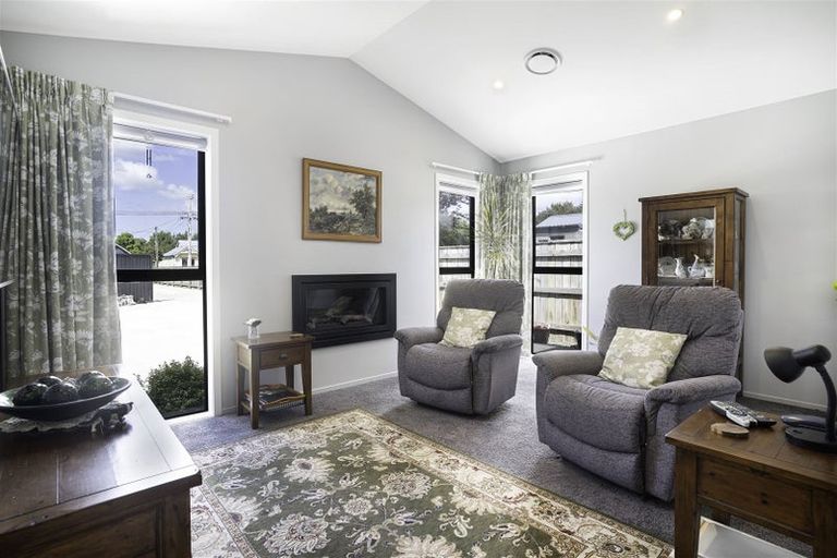 Photo of property in 42a Cole Street, Masterton, 5810