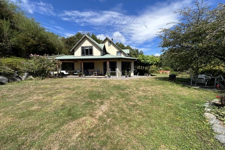 Photo of property in 31- 33 Greenhill Road, Ngatimoti, Motueka, 7196