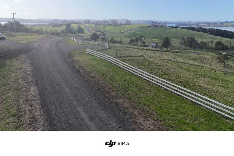 Photo of property in 186 Metcalfe Road, Ranui, Auckland, 0612
