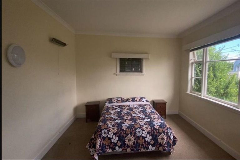 Photo of property in 56 Mackworth Street, Woolston, Christchurch, 8062