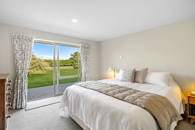 Photo of property in 23 Cairnbrae Drive, Prebbleton, 7604