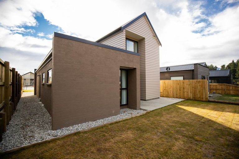 Photo of property in 18 Mount Burke Street, Wanaka, 9305