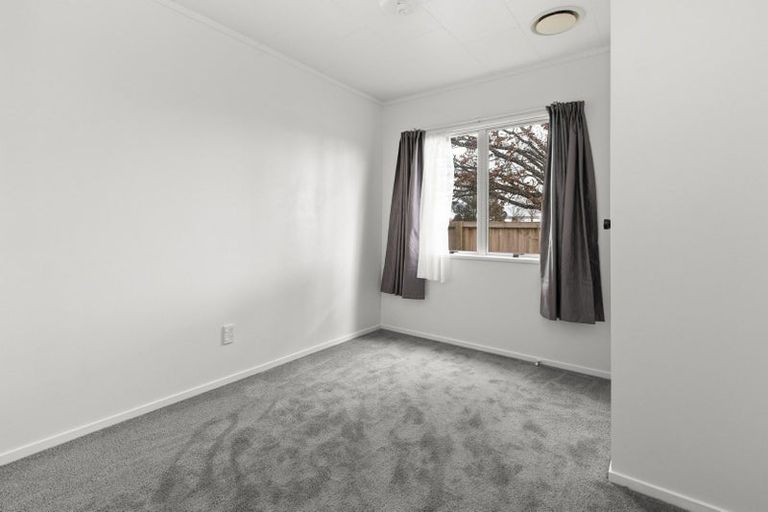 Photo of property in 10 Beadle Place, St Andrews, Hamilton, 3200