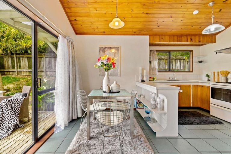 Photo of property in 123 Spinella Drive, Bayview, Auckland, 0629