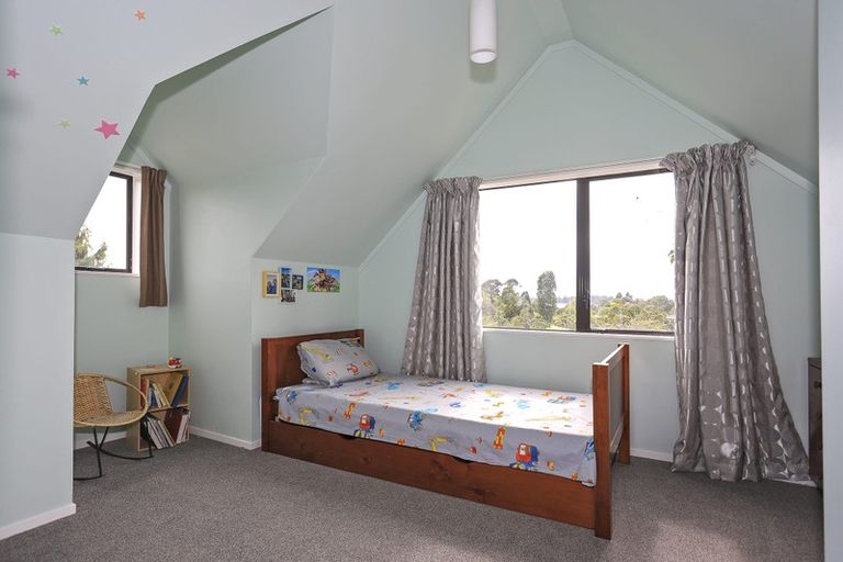 Photo of property in 2 Pukeko Lane, Brookfield, Tauranga, 3110