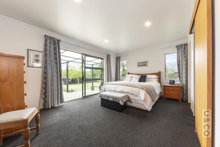 Photo of property in 30 Rosella Grove, Waimauku, 0812