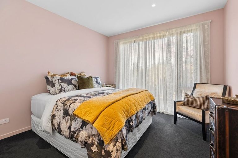 Photo of property in 7 Diamond Lane, Wanaka, 9305