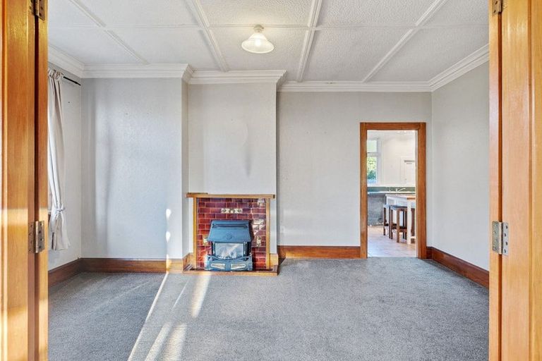Photo of property in 8 Annandale Avenue, Takaro, Palmerston North, 4410