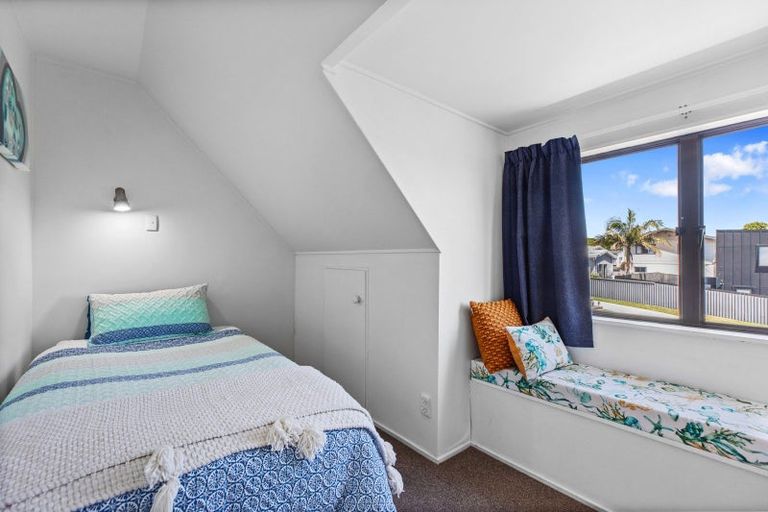 Photo of property in 1040a Papamoa Beach Road, Papamoa Beach, Papamoa, 3118