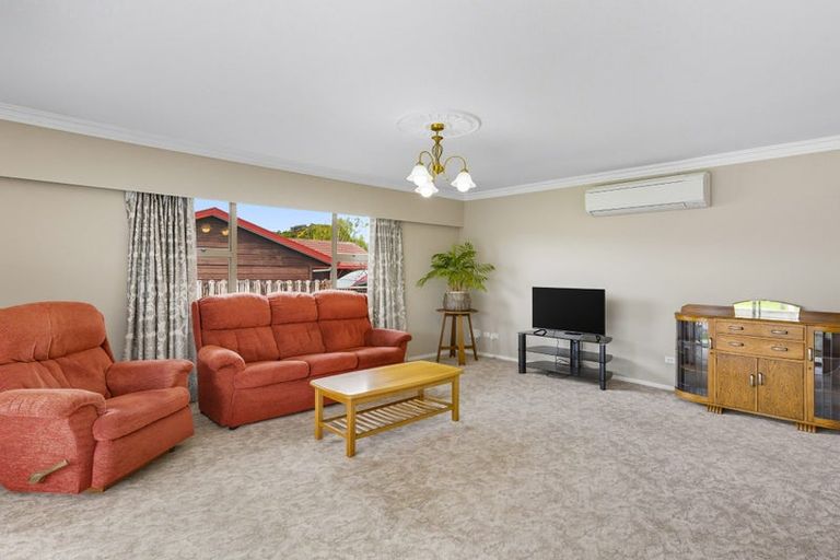 Photo of property in 11 The Avenue, Paraparaumu Beach, Paraparaumu, 5032