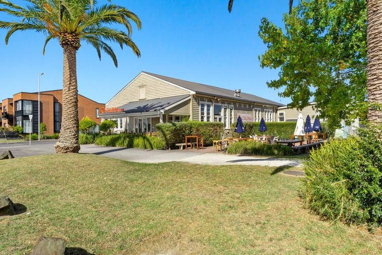 Photo of property in 205/160c Hobsonville Point Road, Hobsonville, Auckland, 0616