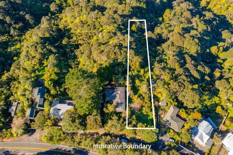 Photo of property in 1088 Scenic Drive North, Swanson, Auckland, 0816