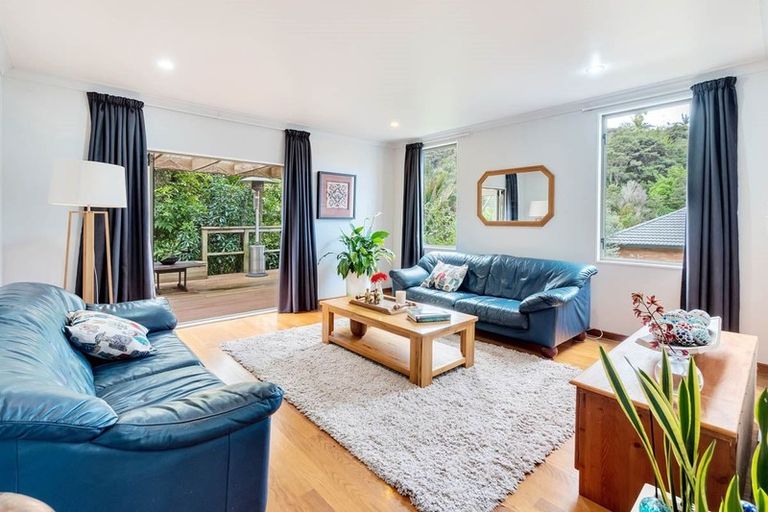 Photo of property in 40 Helen Ryburn Place, Torbay, Auckland, 0630