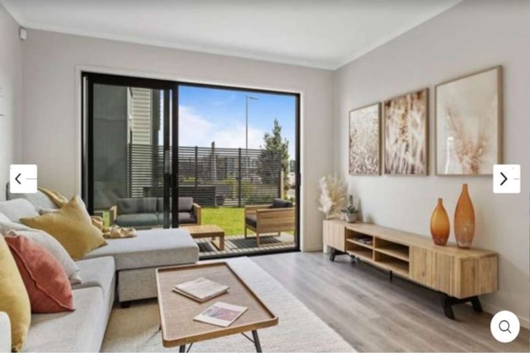 Photo of property in 4 Peihana Road, Hobsonville, Auckland, 0616