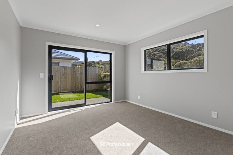 Photo of property in 16 Harry Martin Lane, Wainuiomata, Lower Hutt, 5014