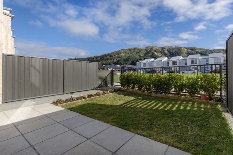 Photo of property in 6 Tokitoki Way, Kenepuru, Porirua, 5022