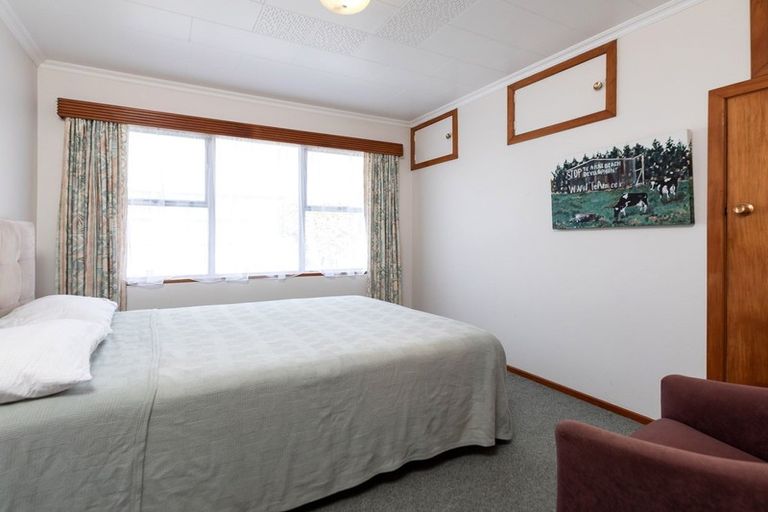 Photo of property in 11 Standish Street, Inglewood, 4330