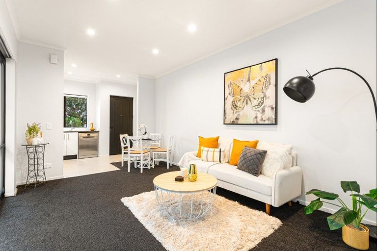 Photo of property in 2 Sacred Kingfisher Road, Hobsonville, Auckland, 0616