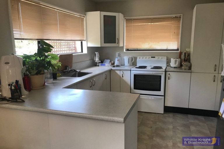 Photo of property in 115 Gilberthorpes Road, Hei Hei, Christchurch, 8042