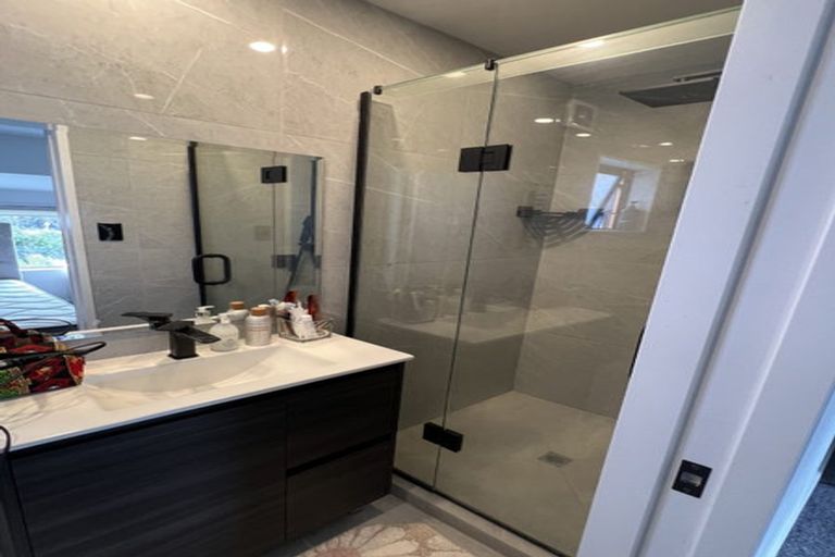 Photo of property in 1/72 Tiraumea Drive, Pakuranga, Auckland, 2010