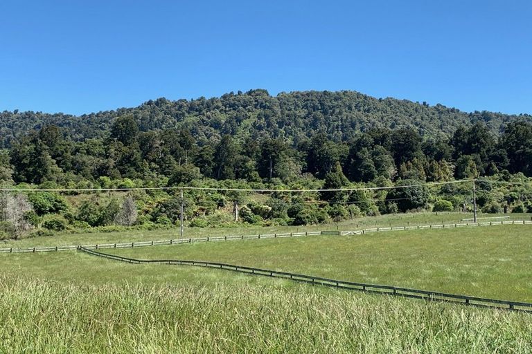 Photo of property in 1 Taylors Road, Ohakune, 4691