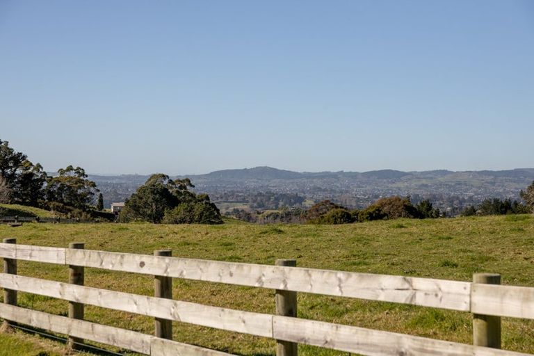 Photo of property in 15d Junction Road, Minden, Tauranga, 3176
